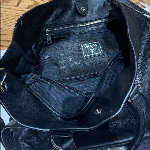 PRADA Leather Bag - Picture 6 of 8